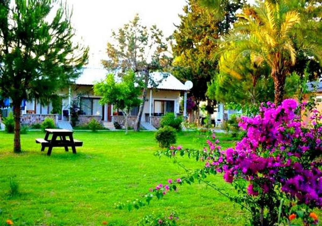 Aslihan Motel Αναμούρ Εξωτερικό φωτογραφία