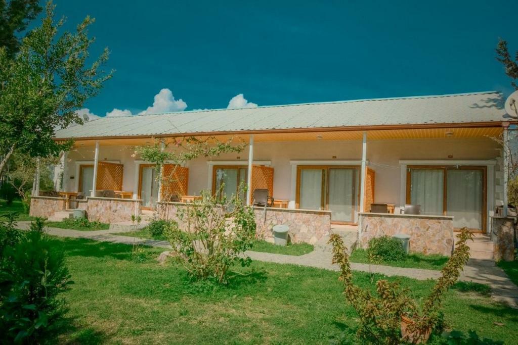 Aslihan Motel Αναμούρ Εξωτερικό φωτογραφία